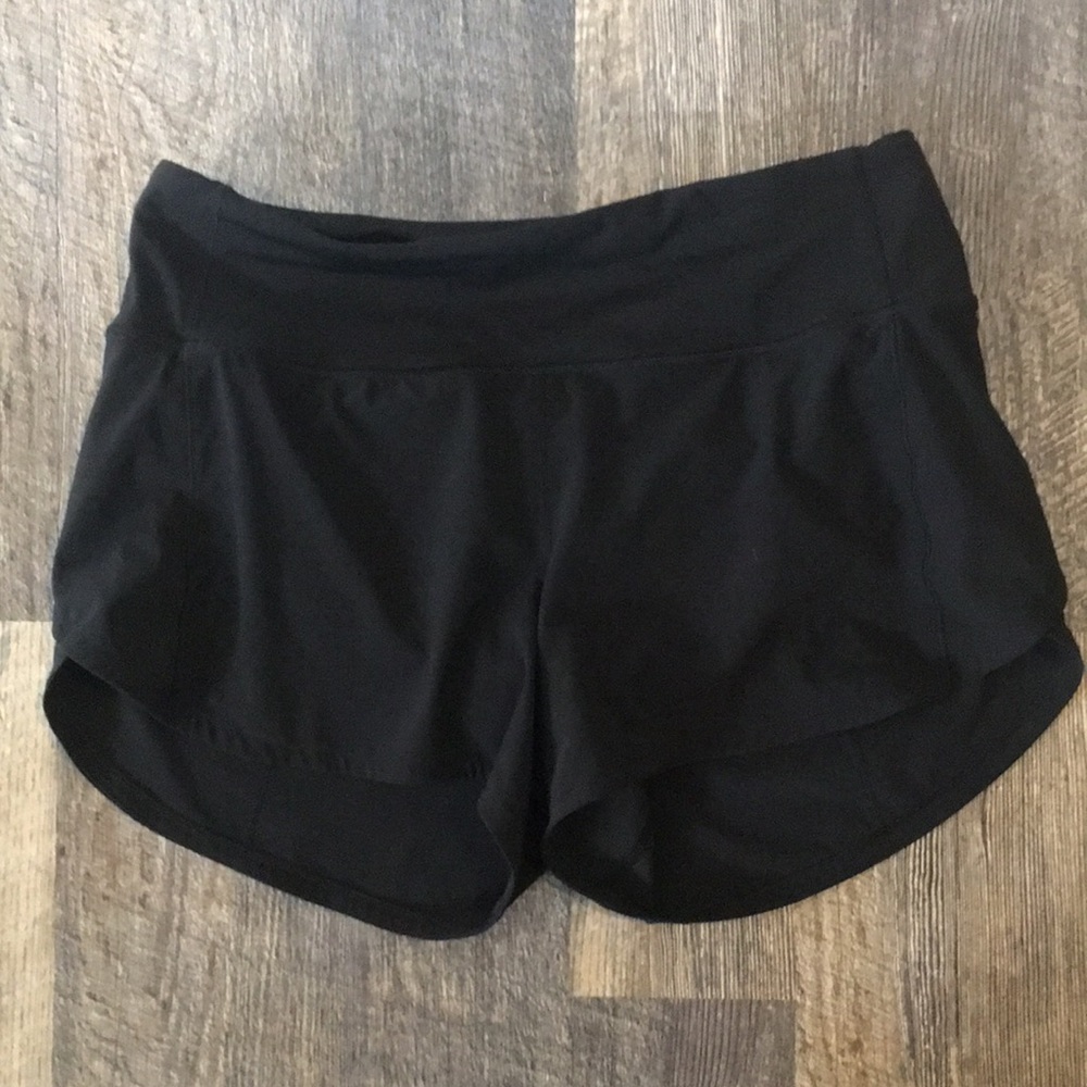 Lululemon speed up hi rise 4” shorts size 6